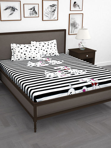 https://cdn.shopify.com/s/files/1/1857/6931/products/48dce904-c8bd-4b97-aa29-1046e34cd2421658826914884StoryhomeUnisexWhiteBedsheets1.jpg?v=1703164082